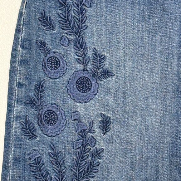 Talbots Y2K Embroidered Denim Mini Skirt Womens 8 Preppy Boho Casual - Picture 2 of 6